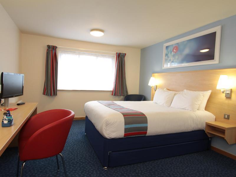 Travelodge Γκίλντφορντ Εξωτερικό φωτογραφία